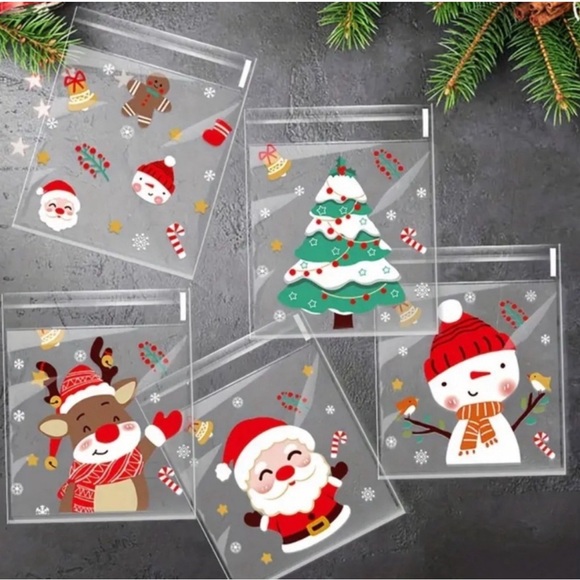 20 Christmas Cellophane Bags - Picture 1 of 3